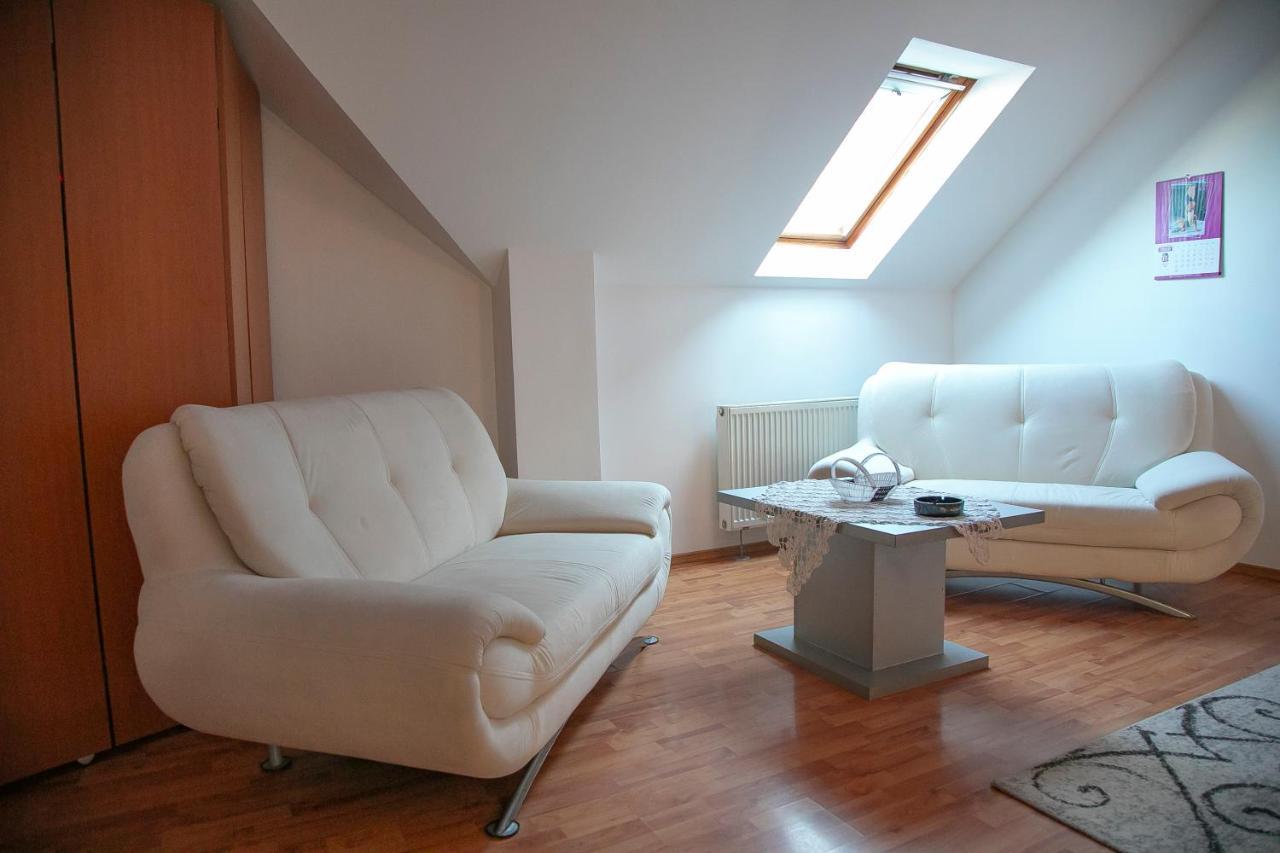 Xxl-House Daire Târgu-Mureş Dış mekan fotoğraf