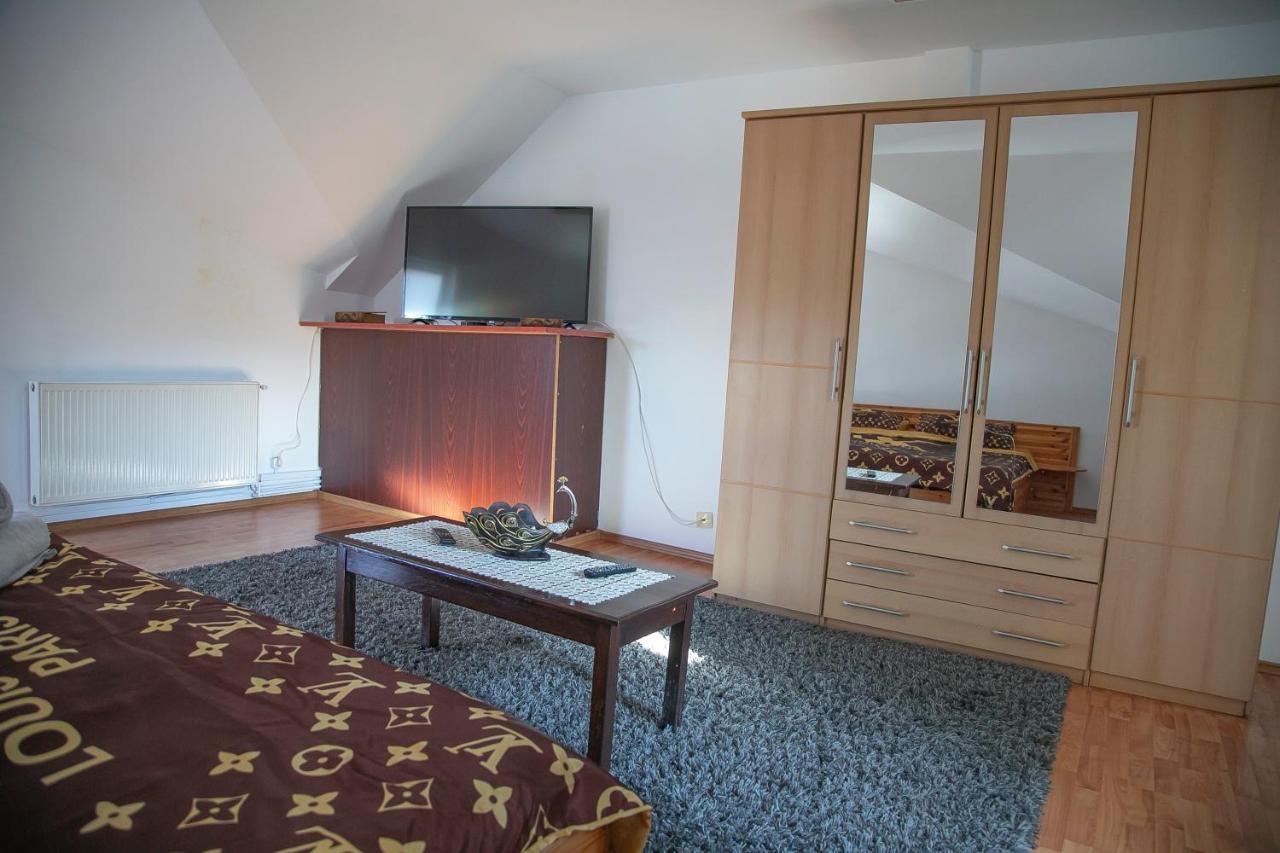 Xxl-House Daire Târgu-Mureş Dış mekan fotoğraf
